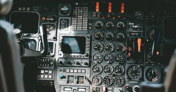 AVIONICS1